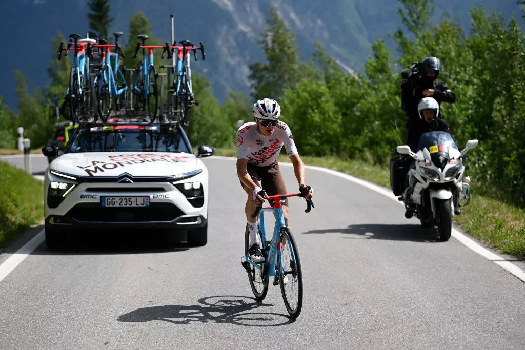 Menang Solo Di Etape 4 Tour De Suisse 2023 Felix Gall Kudeta Klasemen